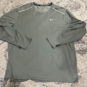 NWOT Nike Dri-Fit Running Top